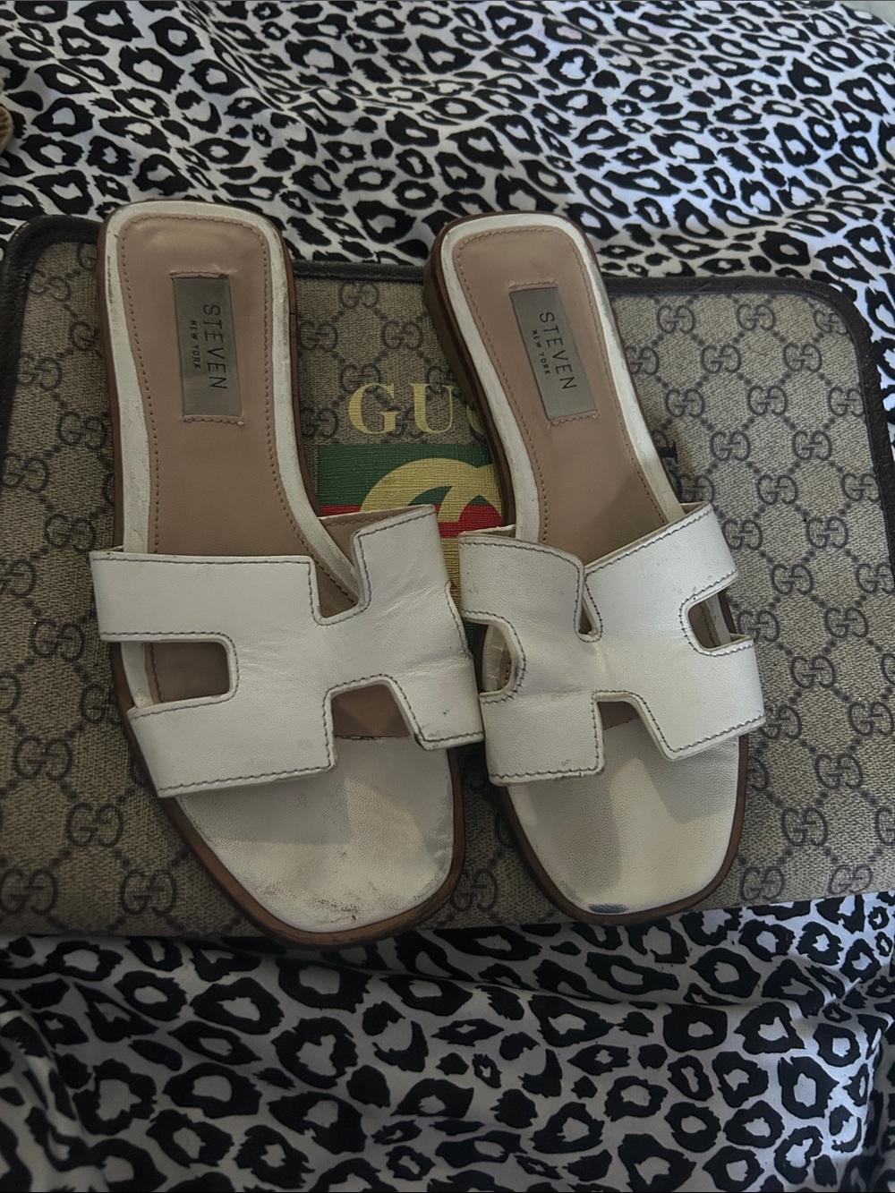 Seven7 White Leather Cutout Slide Mules